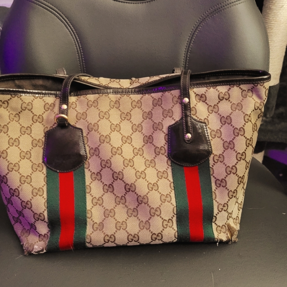 Gucci purse